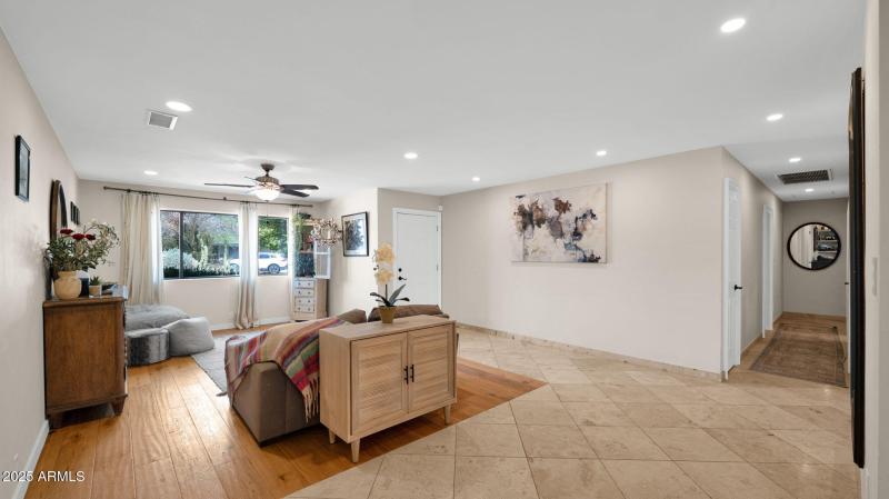 33-web-or-mls-P1083770