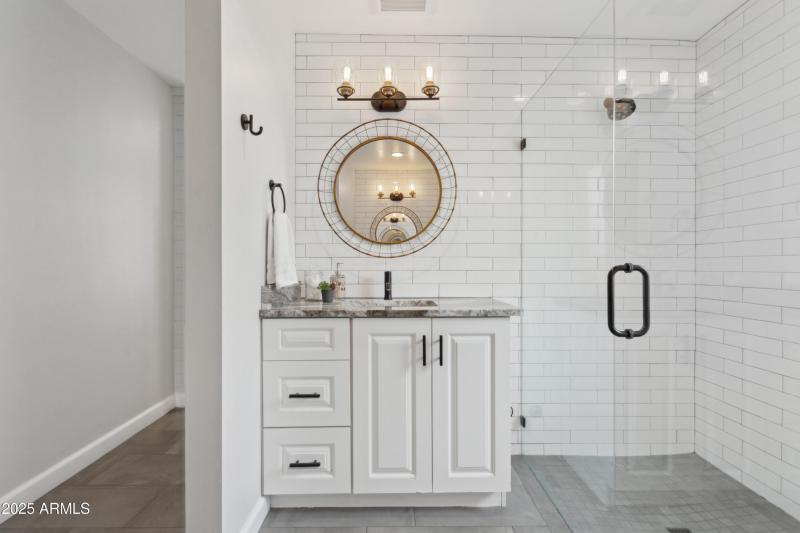 26-print-1142-e-tempe-dr