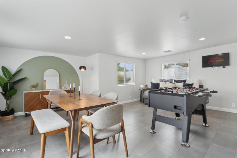 8-print-1142-e-tempe-dr