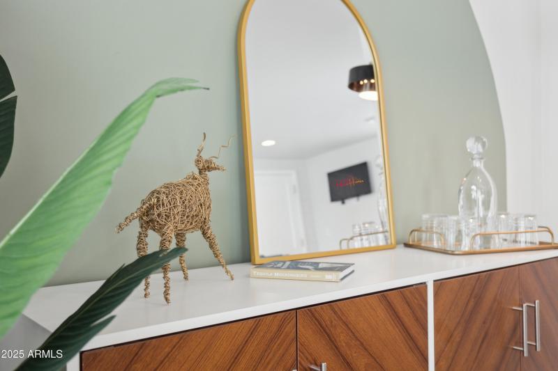 16-print-1142-e-tempe-dr