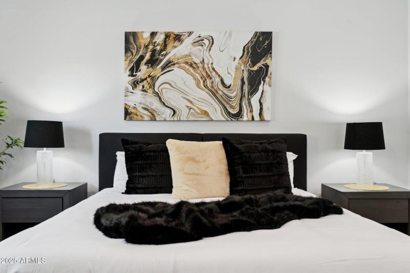 51-web-or-mls-6907-e-willetta-st