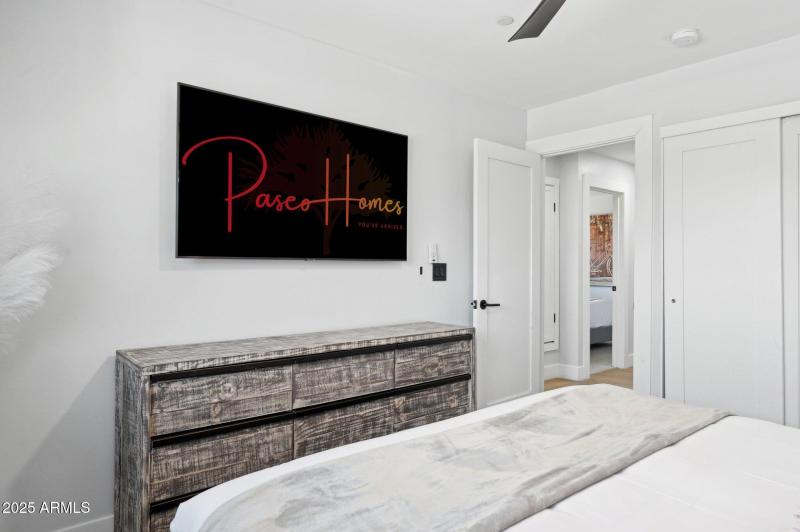 22-web-or-mls-6907-e-willetta-st