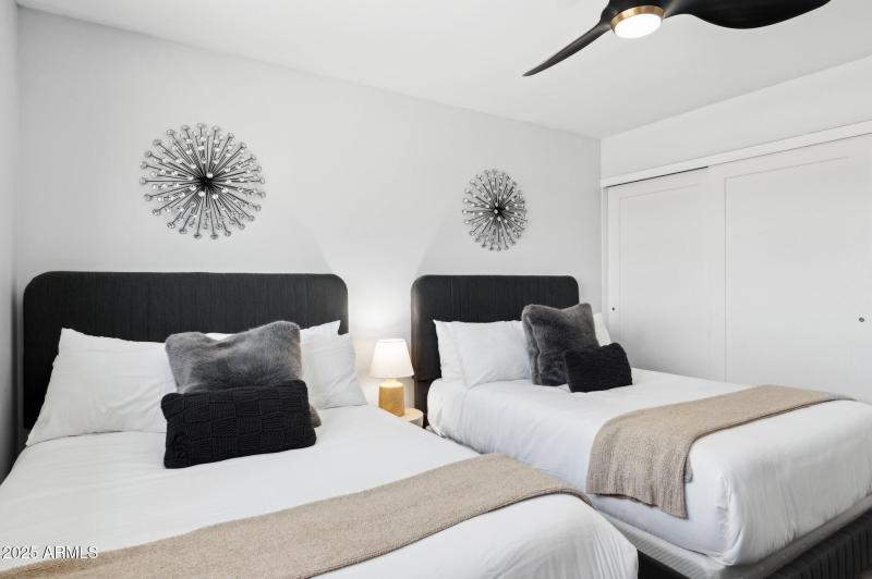 28-web-or-mls-6907-e-willetta-st