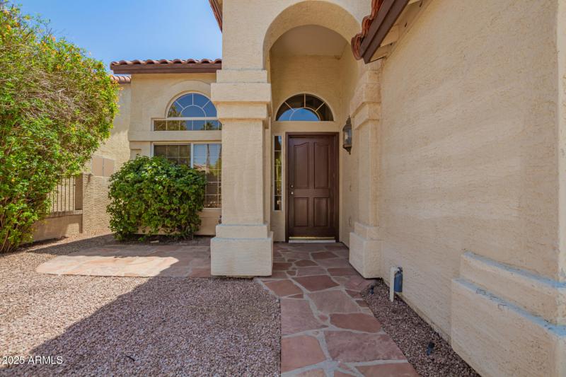 Arched Front Porch Entry