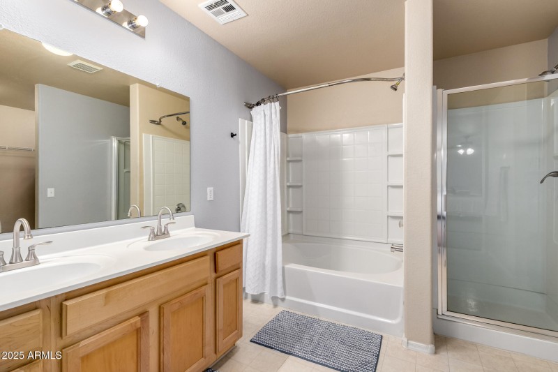Primary En Suite