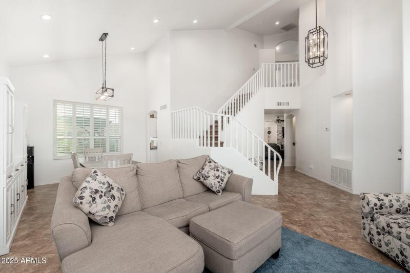 13 W Silverwood Dr - 06