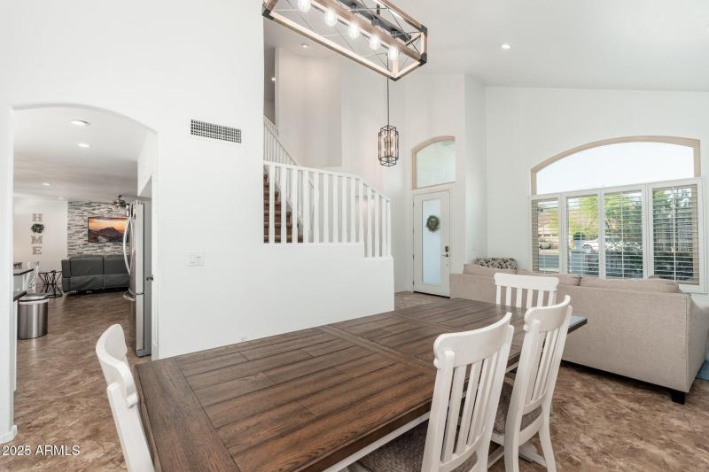 13 W Silverwood Dr - 08