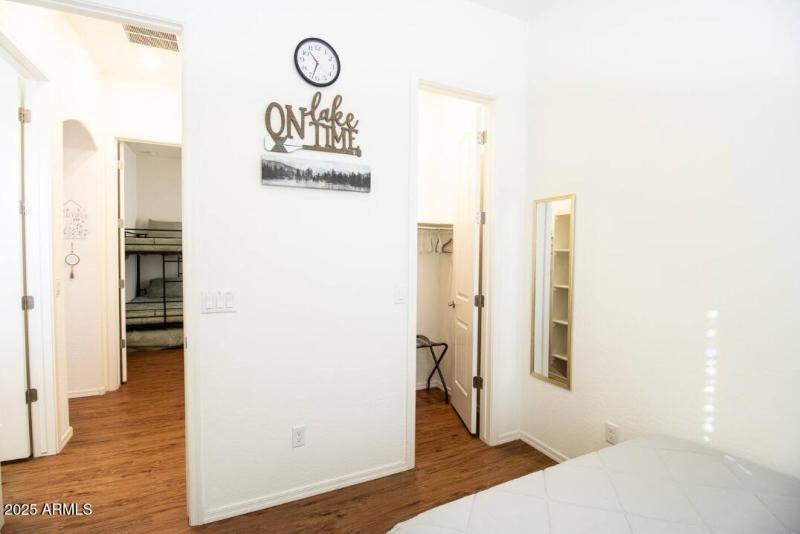 07b - Bedroom 3 & Closet