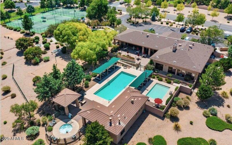 16d - Granville - Mountain View Clubhous