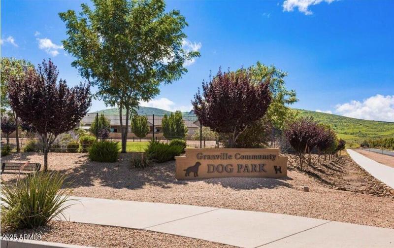 18a - Granville - Dog Park