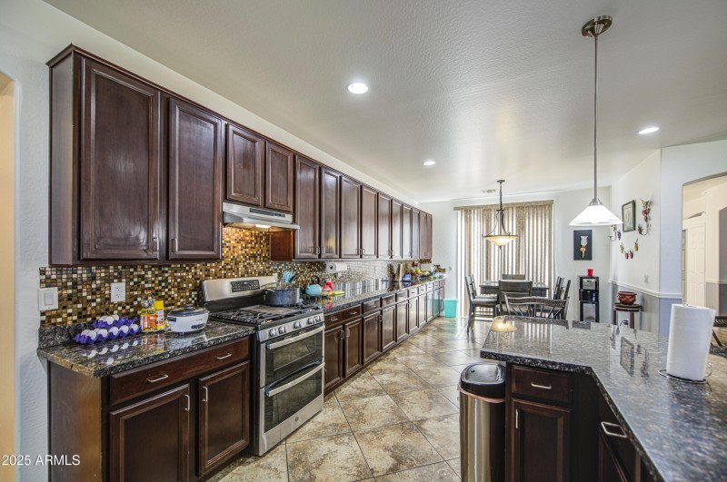 Kitchen 8