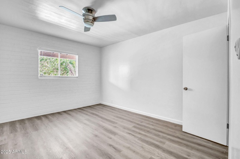 11-web-or-mls-31 W 2nd St-11