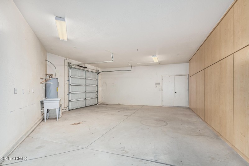 Guest House Single Car garage side