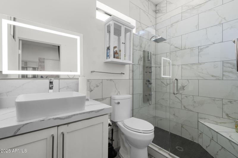 Guest House Bathroom