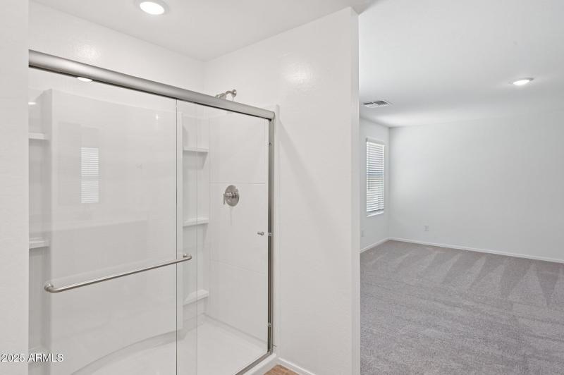 27-web-or-mls-S 240th Ln-1106-027