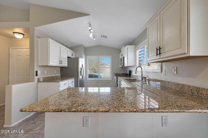 20230213214124368229000000-o