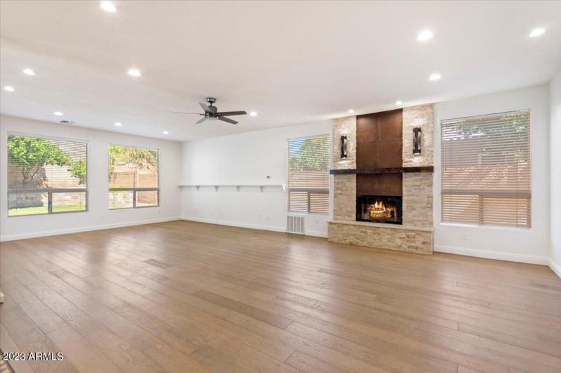 Family_Entertainment