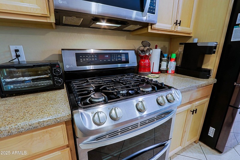 Kitchen 4