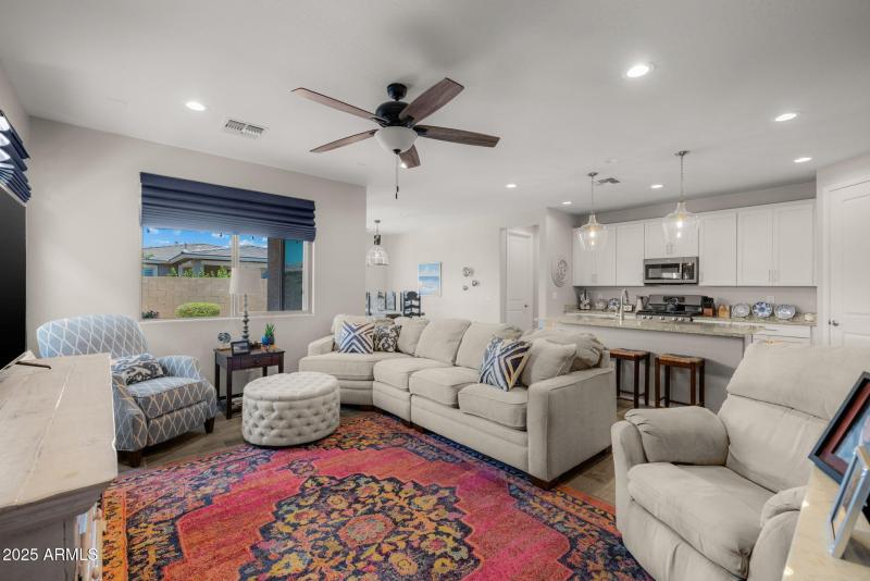 5-web-or-mls-20904 E Swan Dr, Queen Cree