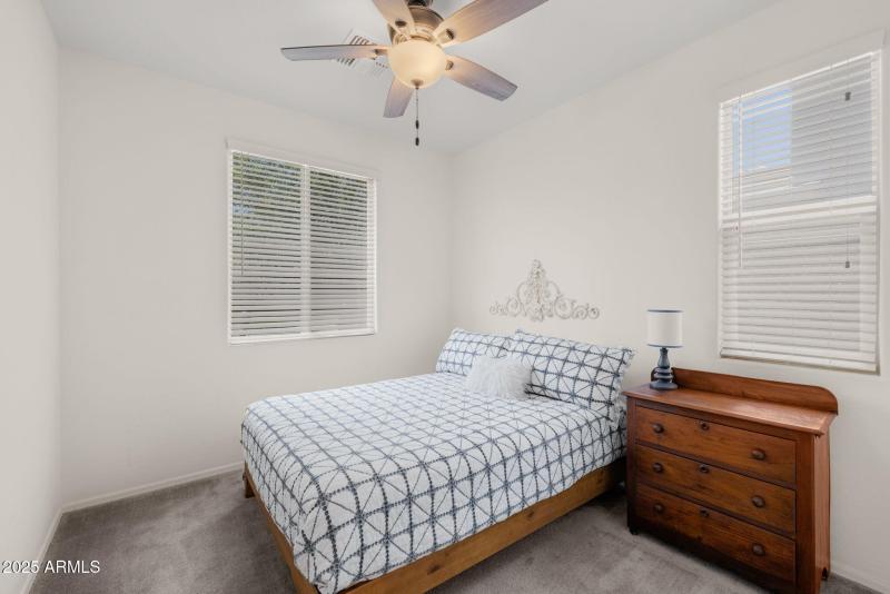 21-web-or-mls-20904 E Swan Dr, Queen Cre