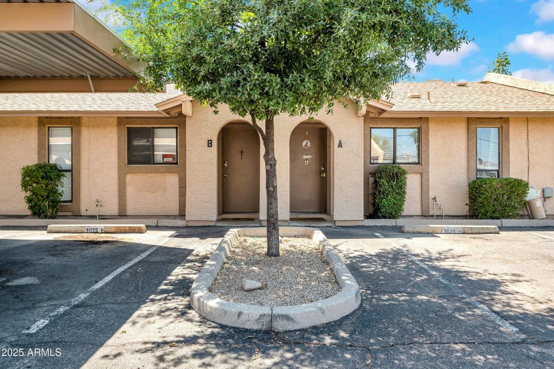 12-custom-3045 E Grandview Rd-12