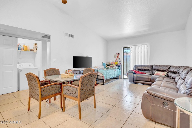 14-custom-3045 E Grandview Rd-14