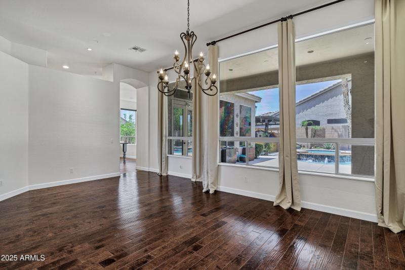 10310 N 135th Way-11