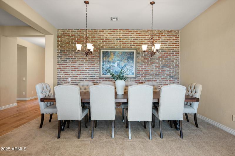 12-8651WArtemisaAve-12