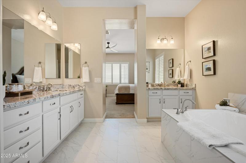 27-8651WArtemisaAve-27