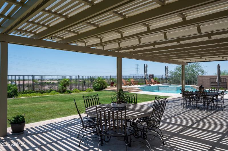 46-8651WArtemisaAve-46