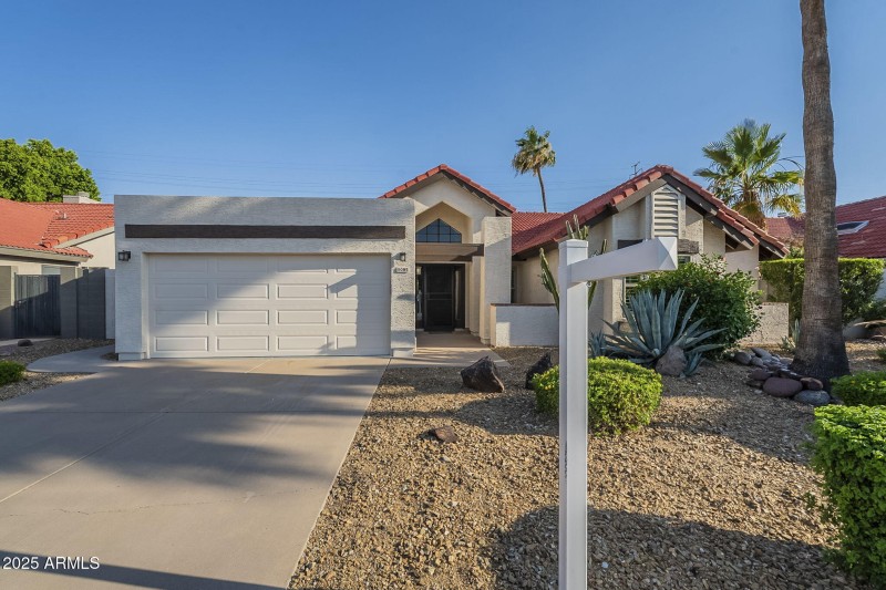 3-web-or-mls-East Becker-3