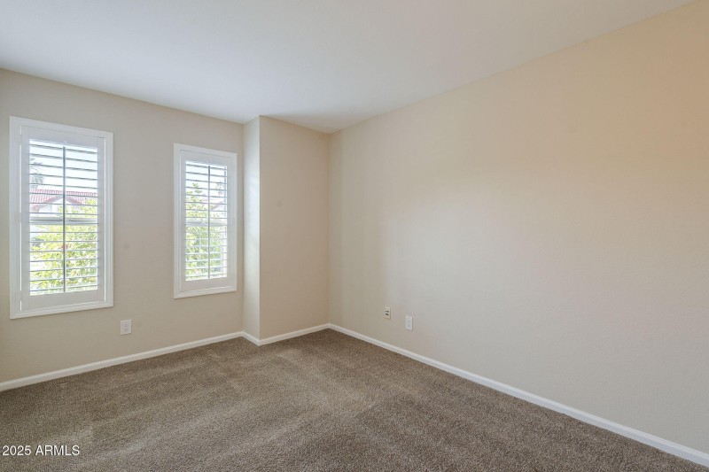 60-web-or-mls-East Becker-60