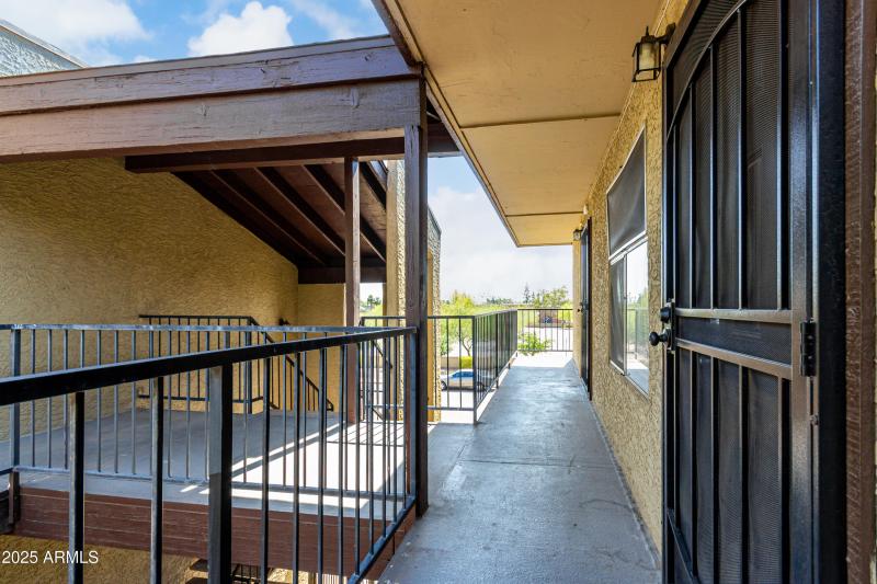 26ebb9b3-b6fa-4d5e-b8ed-ffb17c86cede