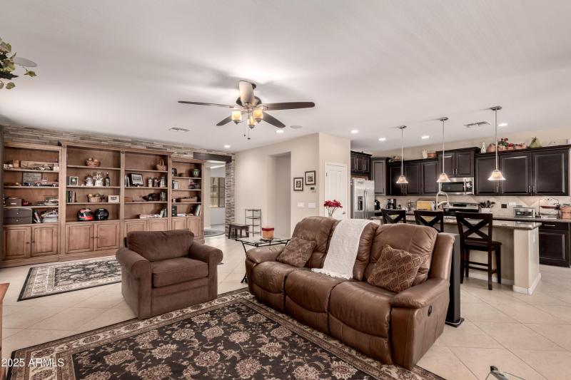 1643 N 144th LIVING 4