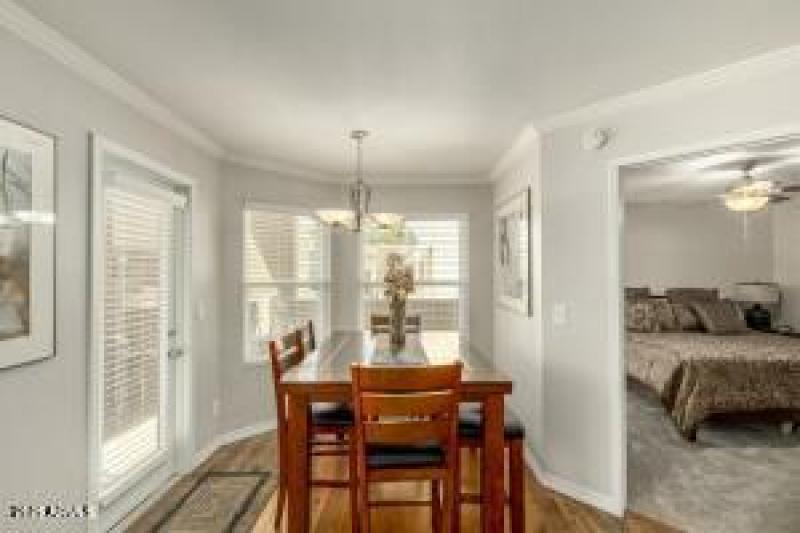 20250612074306590408000000