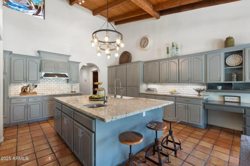 11-web-or-mls-DSC04645 copy