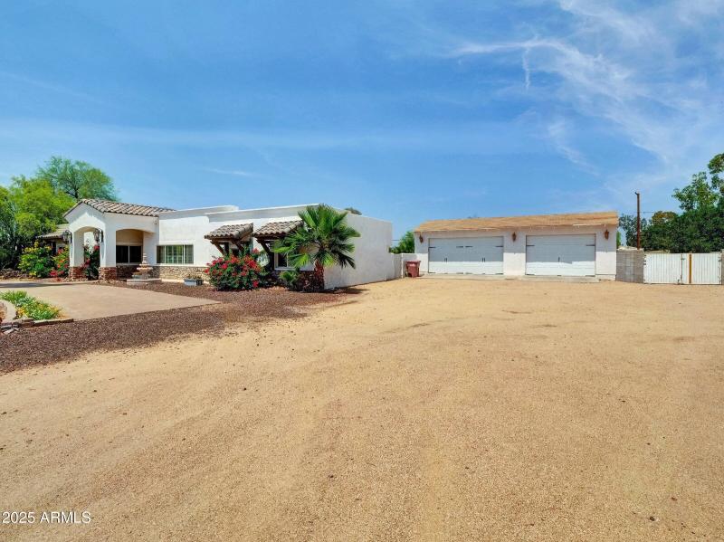 na 67 frnt garage 6-25