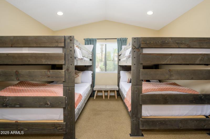 18-web-or-mls-Helena-25