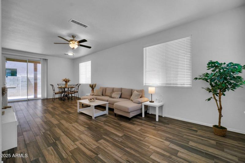 4-web-or-mls-1420 E Sonrisas St Phoenix