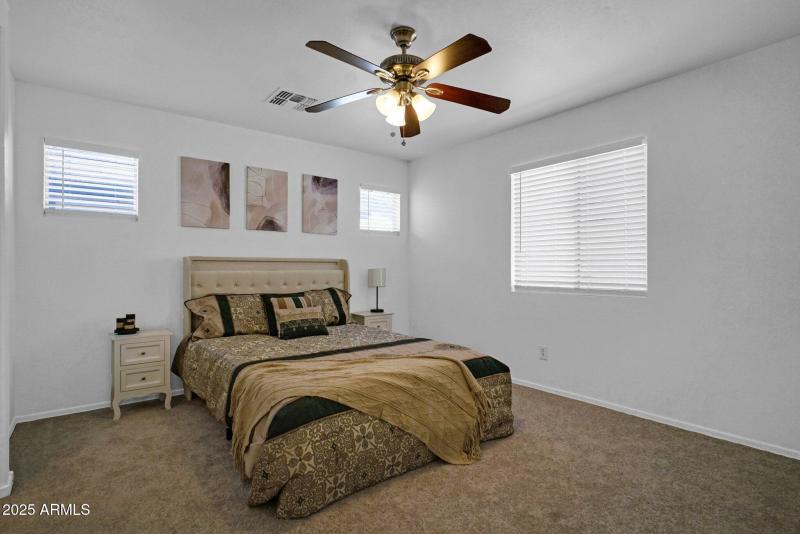 16-web-or-mls-1420 E Sonrisas St Phoenix