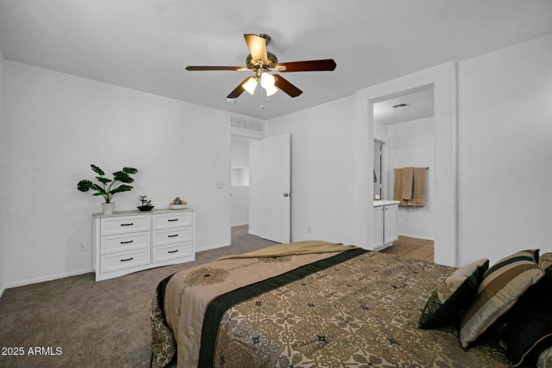 18-web-or-mls-1420 E Sonrisas St Phoenix