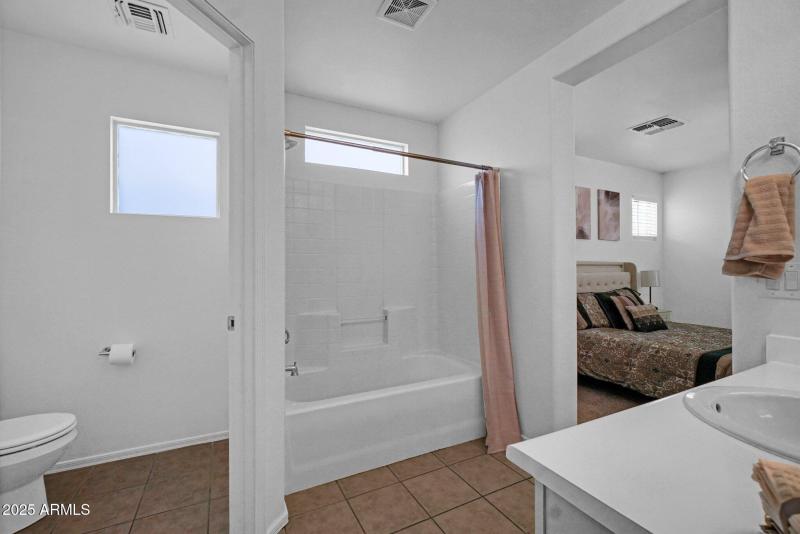 21-web-or-mls-1420 E Sonrisas St Phoenix