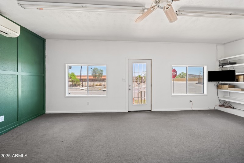 10 N Washington St MDG (10)