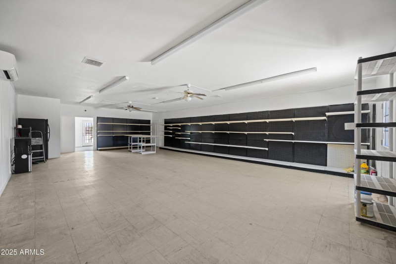 10 N Washington St MDG (17)