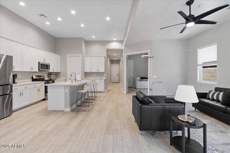 10-Kitchen & Living Room