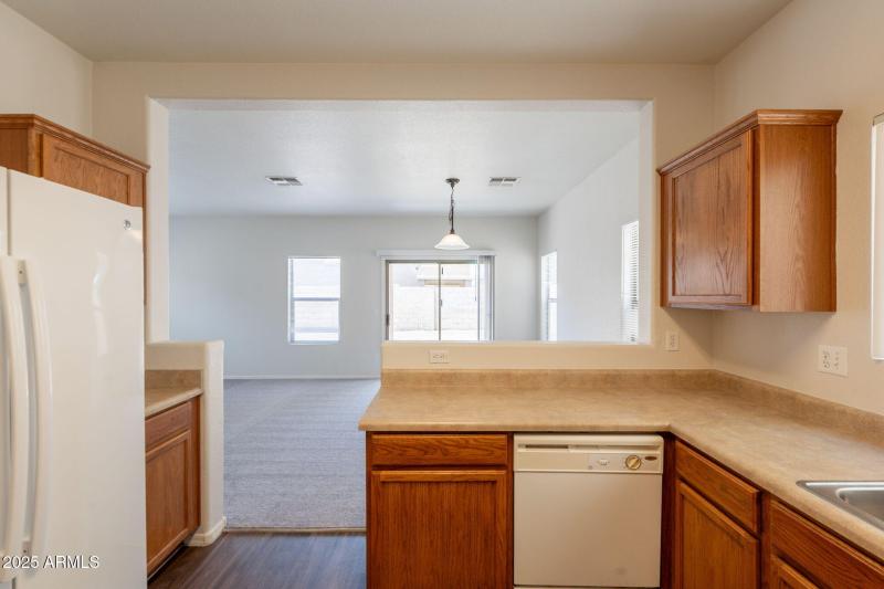 12-web-or-mls-82nd-12