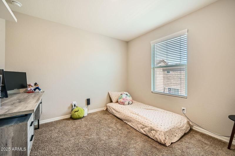 3916 s 79th lane - Web Quality - 014 - 2