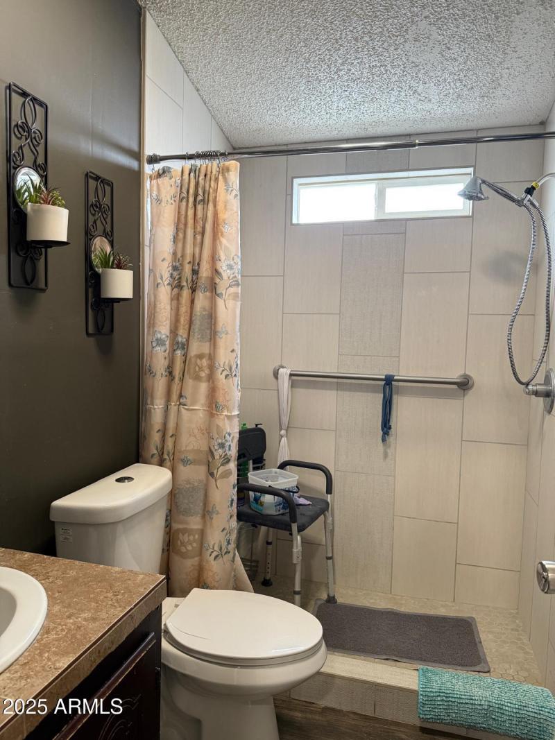 988a5819-12b0-4d5f-8b69-c03d832d1a78