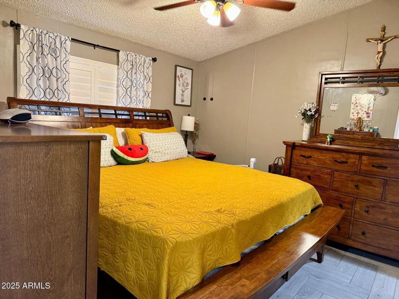 b3bdae25-52d6-448e-b52c-412cafae2410