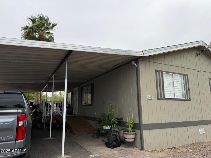 e6f64b4d-fc2a-4268-af05-95621134545f